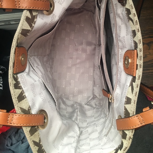 Michael Kors bag - Picture 5 of 6