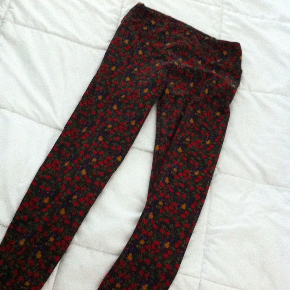 LulaRoe flower print leggings
