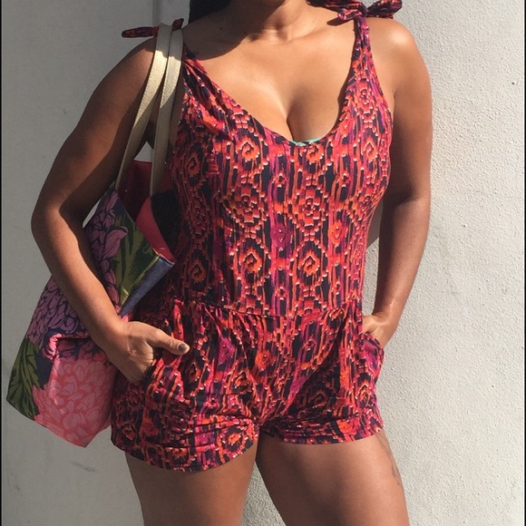 Romper - Picture 2 of 2