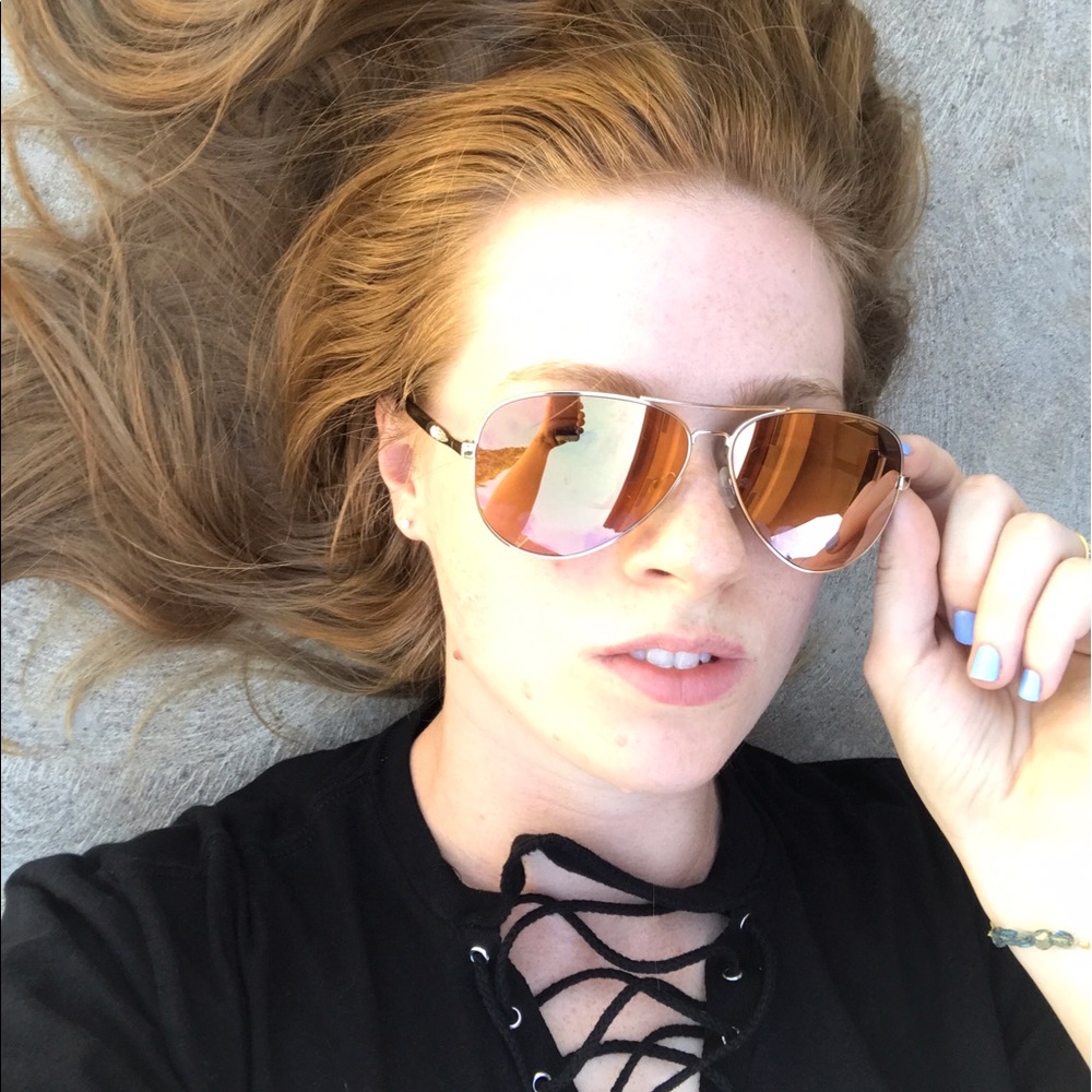 Meet your Posher, Andrea