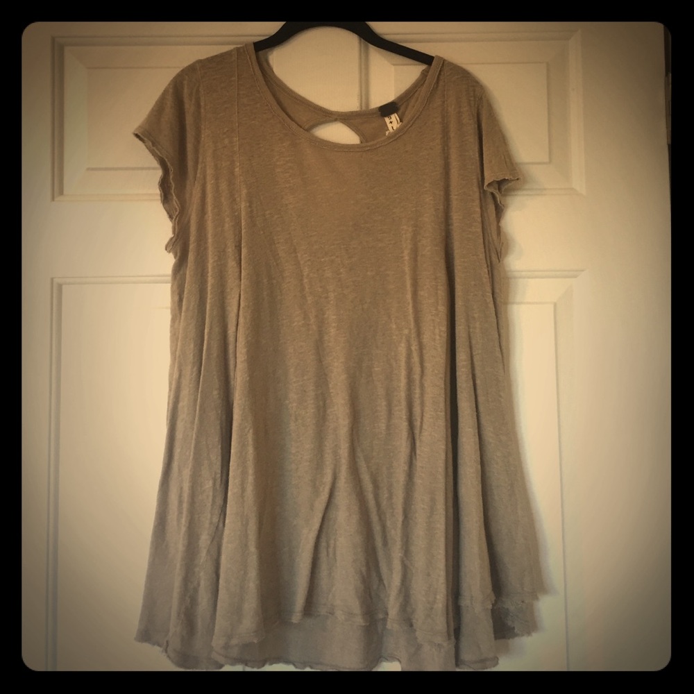 Flowy Free People (We the Free) long beige top