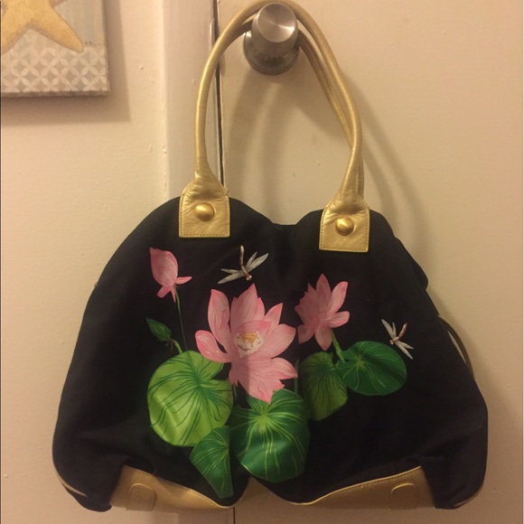 Aloha! 🌸🌴🌸 - Picture 2 of 3