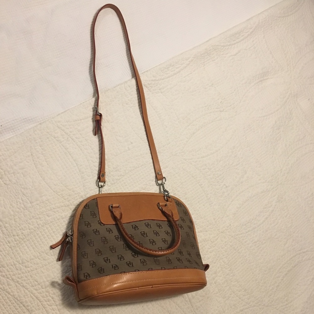 Dooney & Bourke - Picture 2 of 6