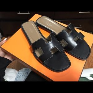 Hermés Oran Sandals