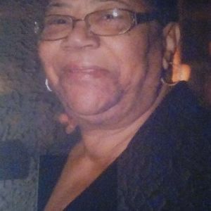 Meet your Posher, Pauline