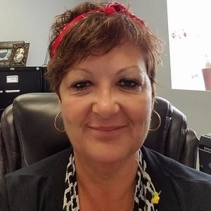 Meet your Posher, Rhonda