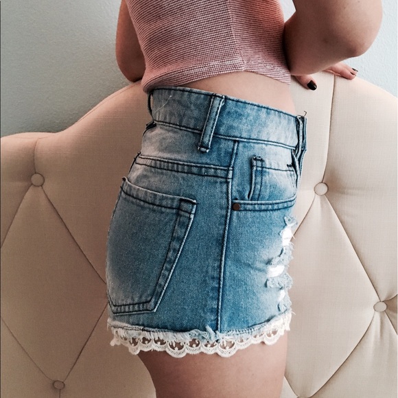 Ripped Denim Shorts - Picture 7 of 8