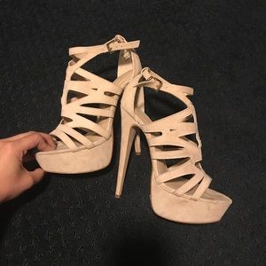 Nude heels size 5.5