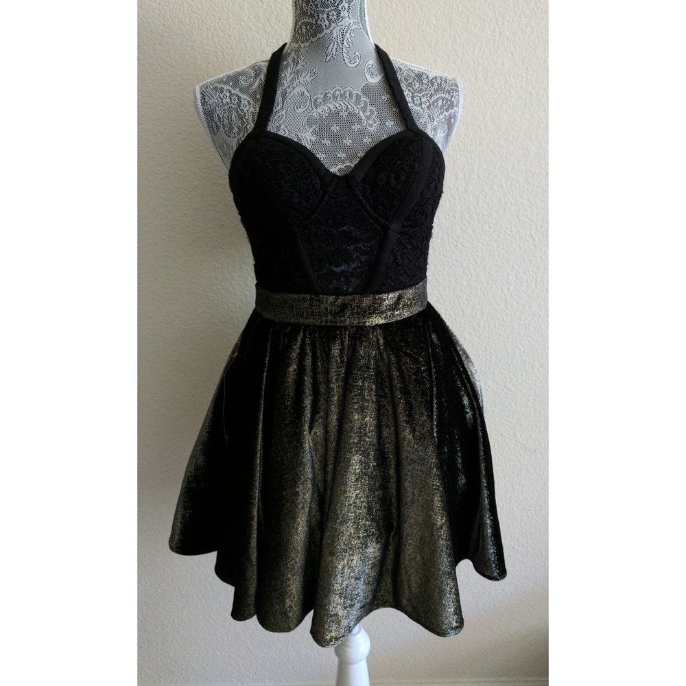 Bebe "Lace + Metallic Velour Dress," XS (NWT)