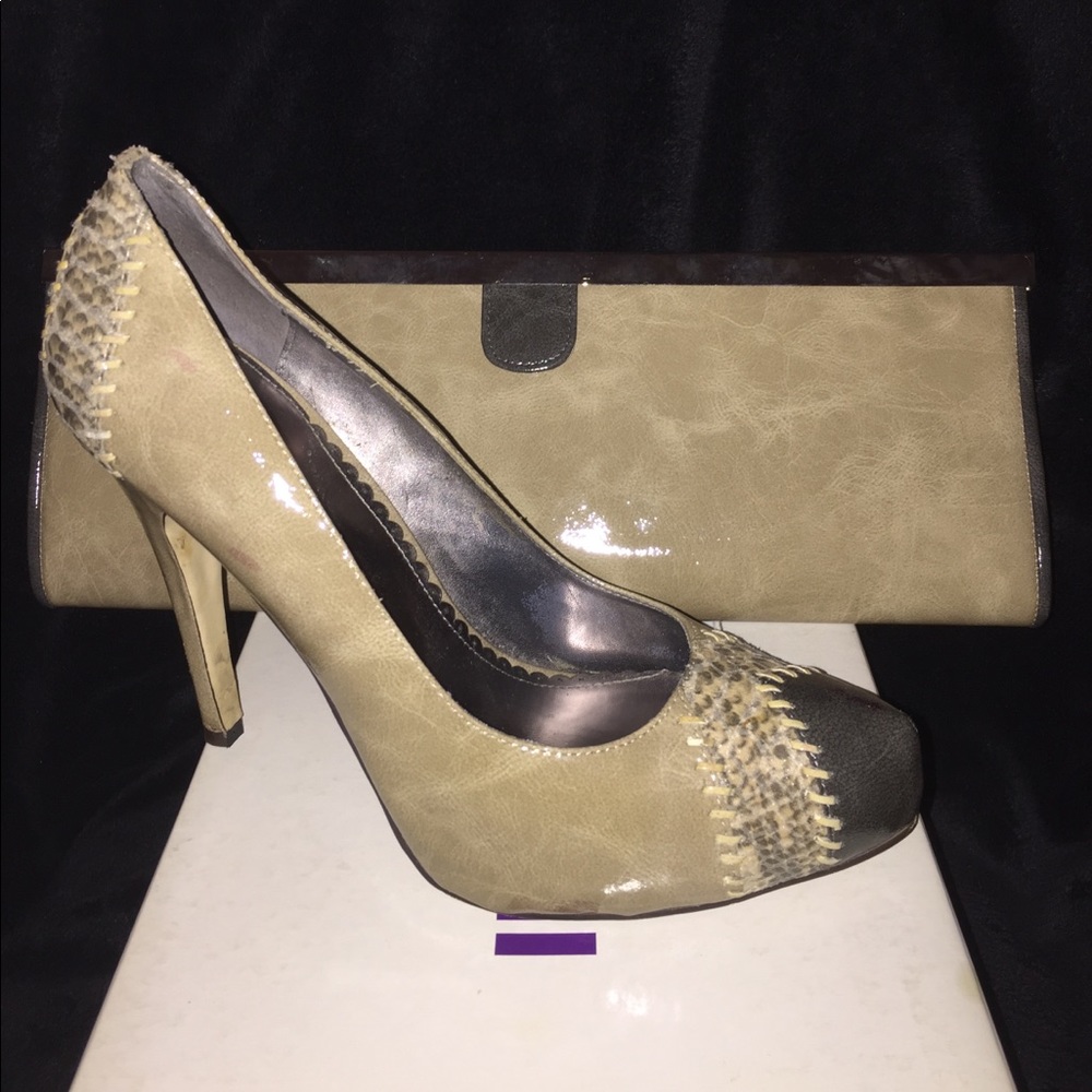 Bakers Pumps w/ matching clutch