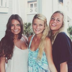 Meet your Posher, Hayley