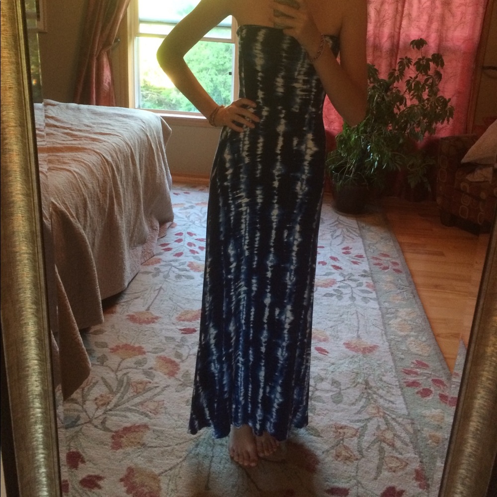 Blue strapless sundress