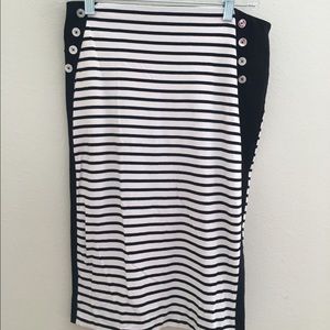 White House Black Market pencil skirt