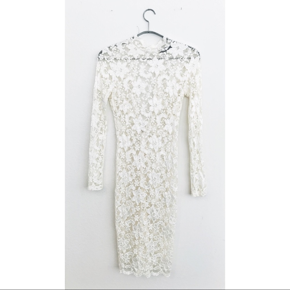 ‼️SOLD‼️White lace high neck dress