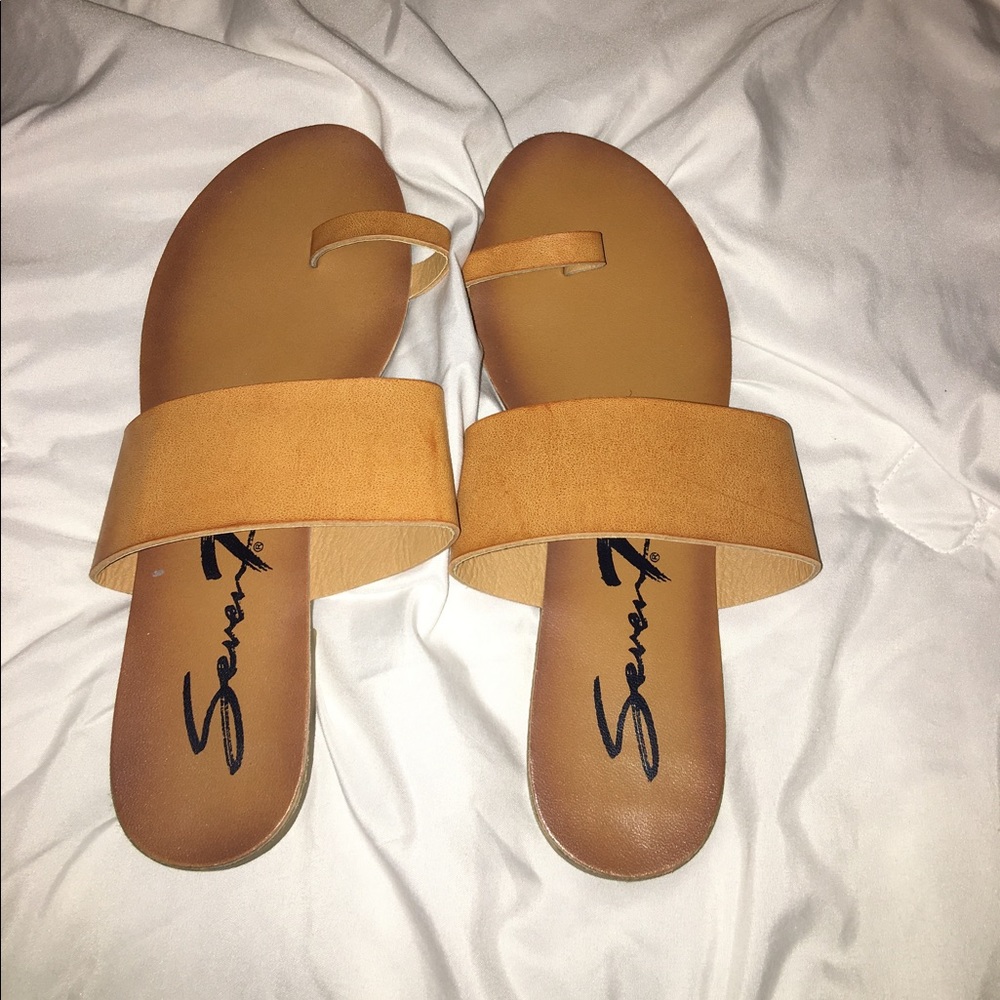 Sandals. Very cute. Maybe worn once. - Picture 1 of 1