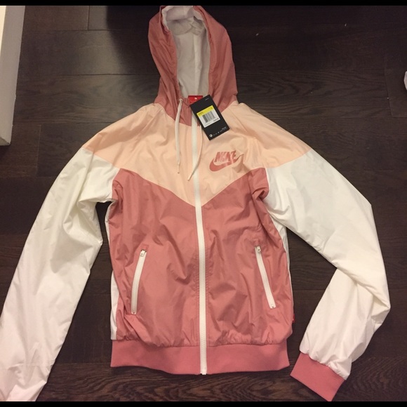Nike Jackets & Blazers - Nike windrunner