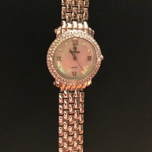 Stunning watch with Mother of Pearl Face