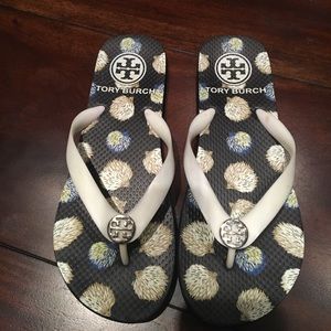 Tory Burch White Flip Flops Size 6