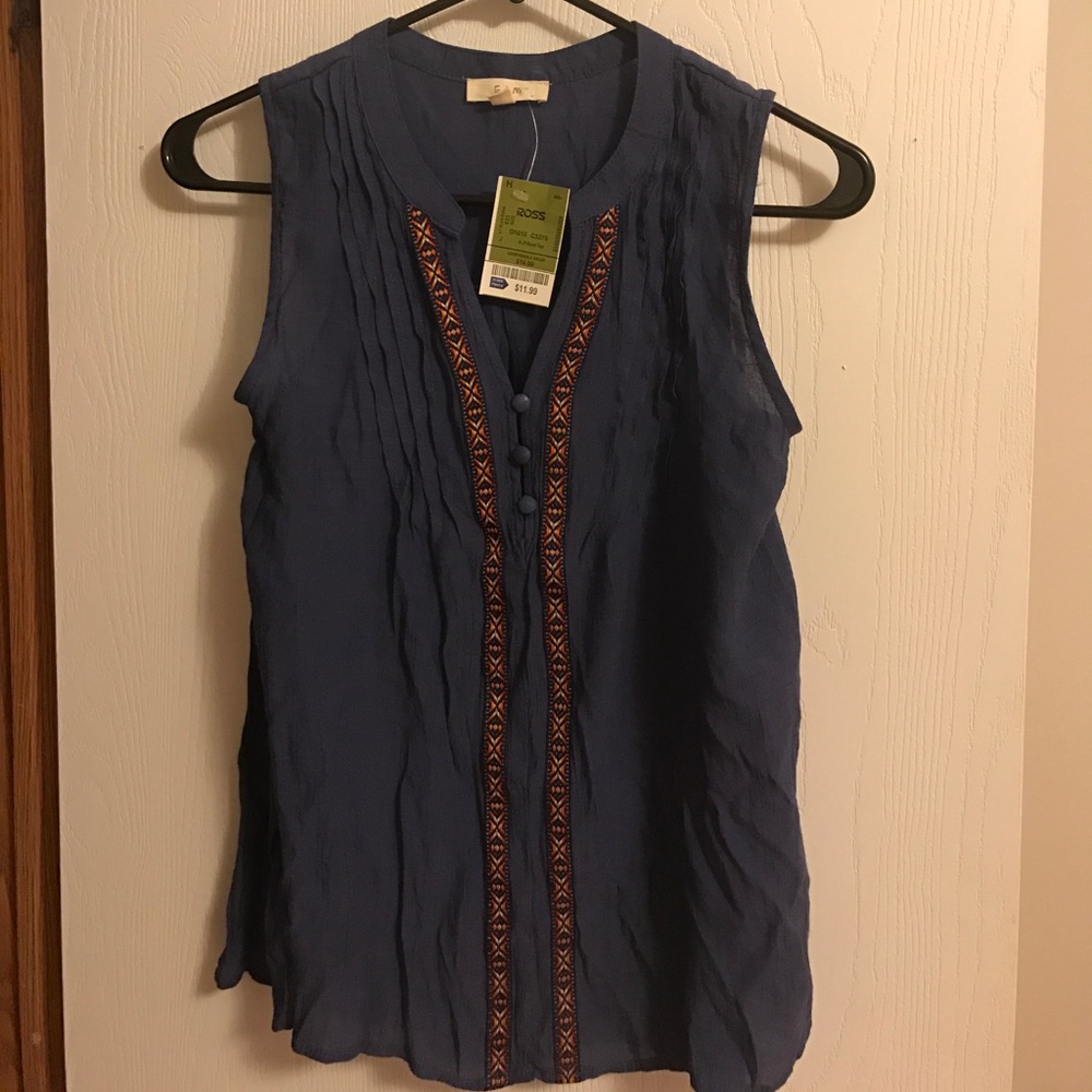 NWT juniors' top