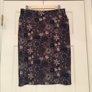 NWOT Lularoe Cassie Skirt