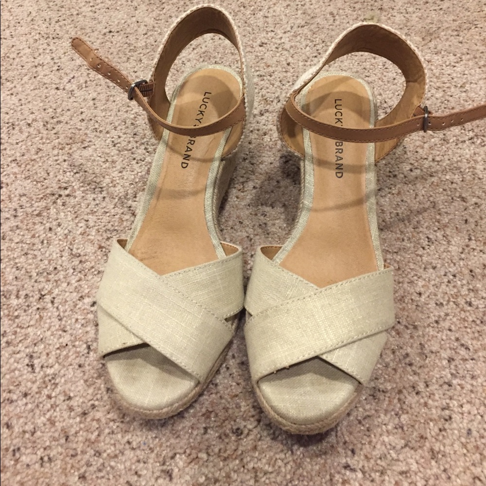 Lucky Brand Nude Wedges (size 9)