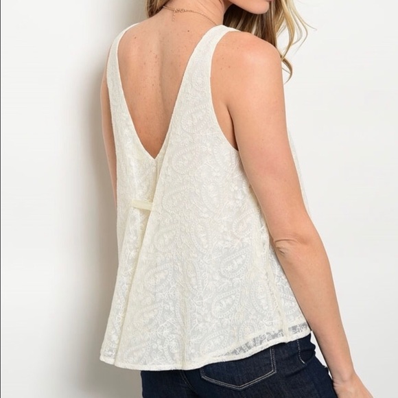 (Small) Paisley Crochet Lace Tank Top - Picture 2 of 5
