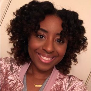 Meet your Posher, Andrea