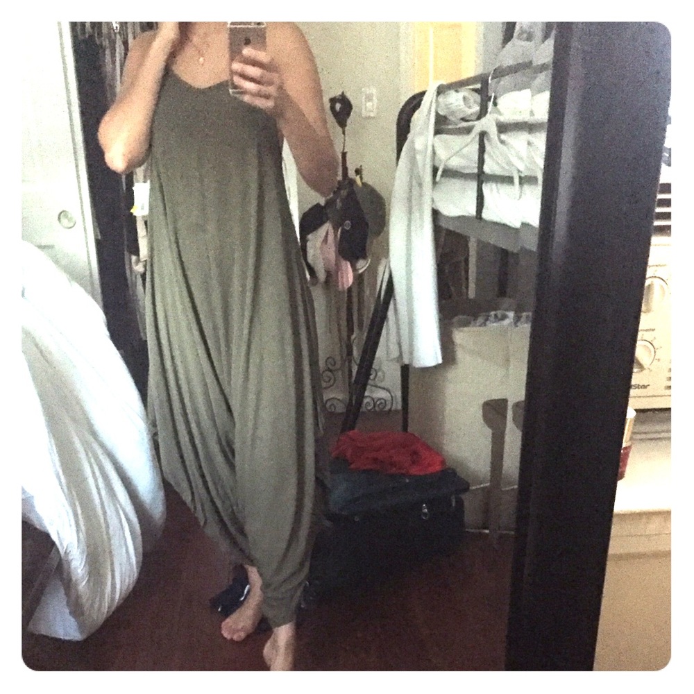 Green jumper (not a dress)