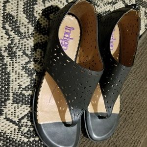 Indigo black sandals sz 9