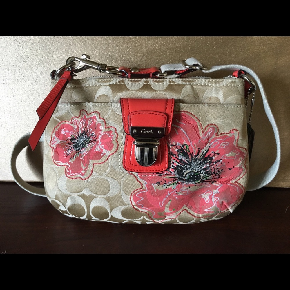 COACH FLOWER ~~ LIMITED EDITION ~~ CROSSBODY BAG