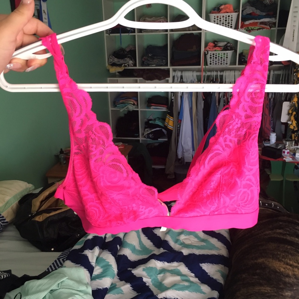 Victoria secret pink lace bra negotiable