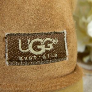 UGG CLASSIC II SHORT TAN WINTER BOOTS