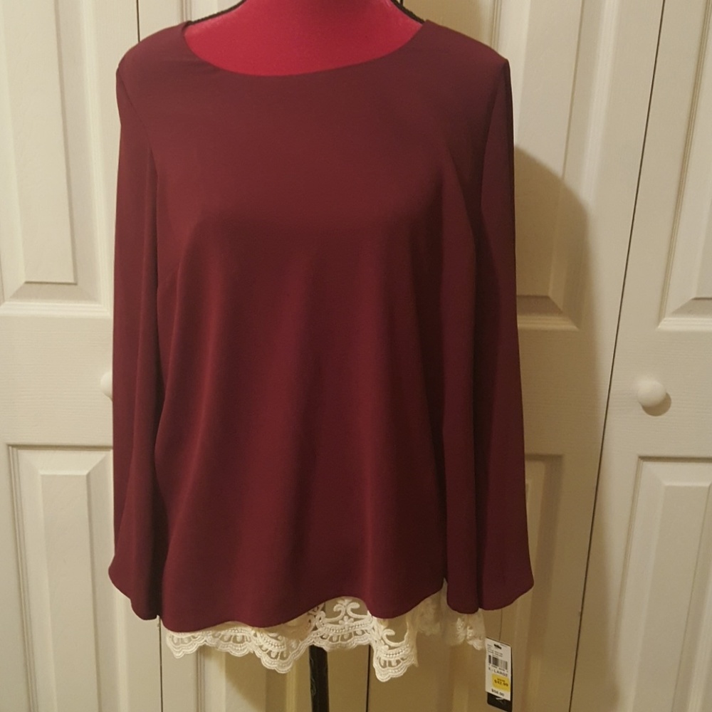 NWT women's top