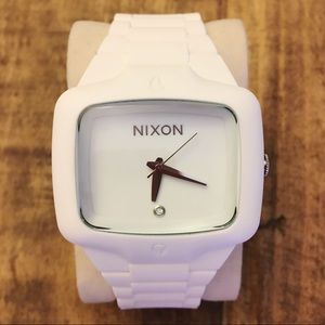 Authentic White Rubber Men's Nixon Watch⌚️