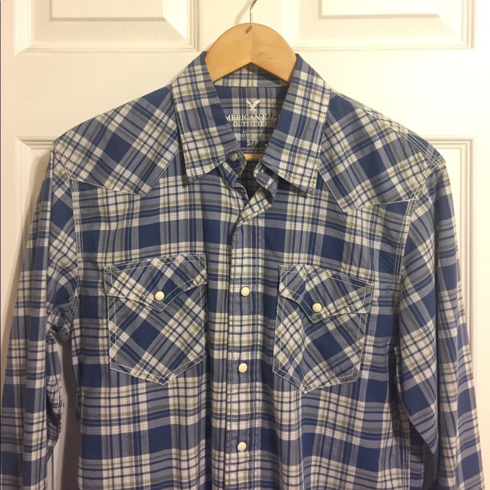 American Eagle Outfitters Long Sleeve Shirt