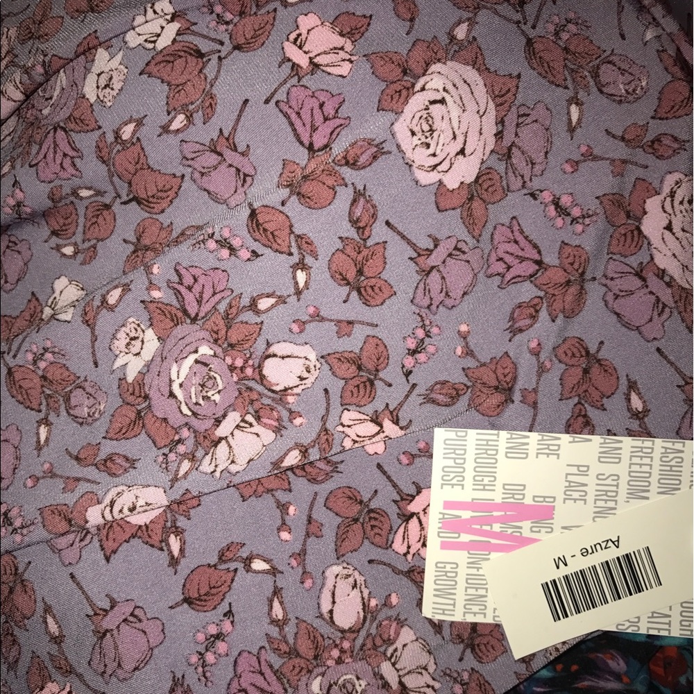 BNWT medium azure LuLaRoe