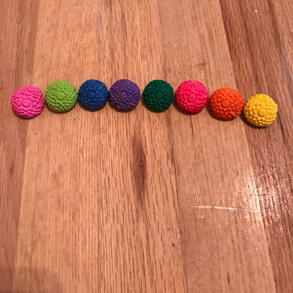 2 for $5 Dahlia Flower Brooches🌸