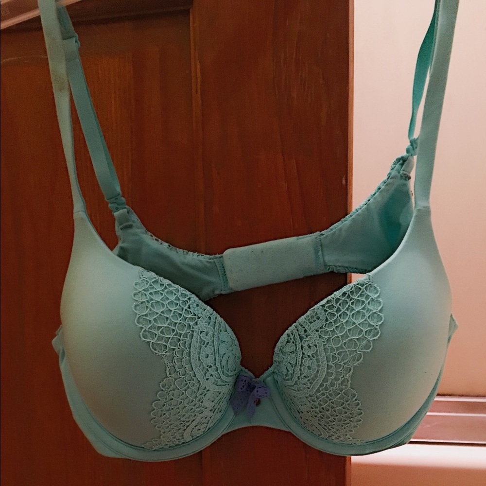Body by Victoria Perfect Coverage Bra 34C