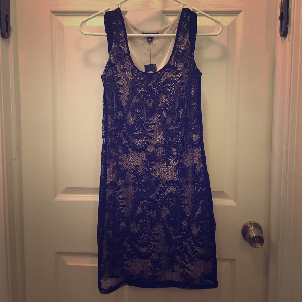 Lace dress, never worn!