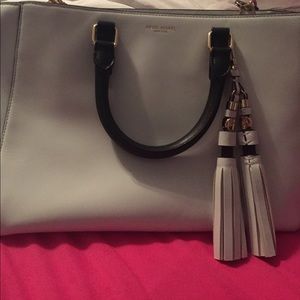 Henri Bendel bag