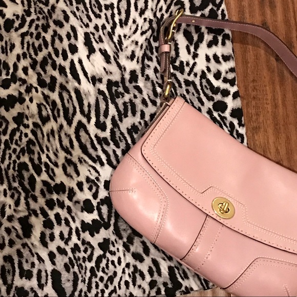 Muted Lavender with Gold Hardware Coach handbag EUC - Picture 1 of 8