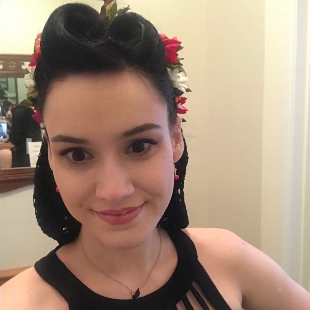 Meet your Posher, Logan