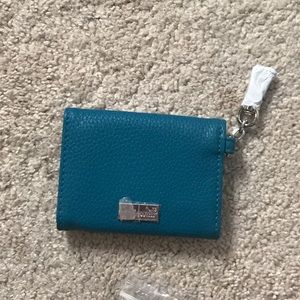 31 gifts letters from London teal affair pebble