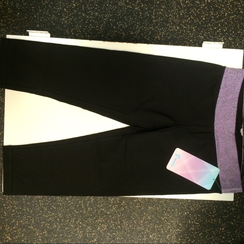 ivivva Rhythmic Crop