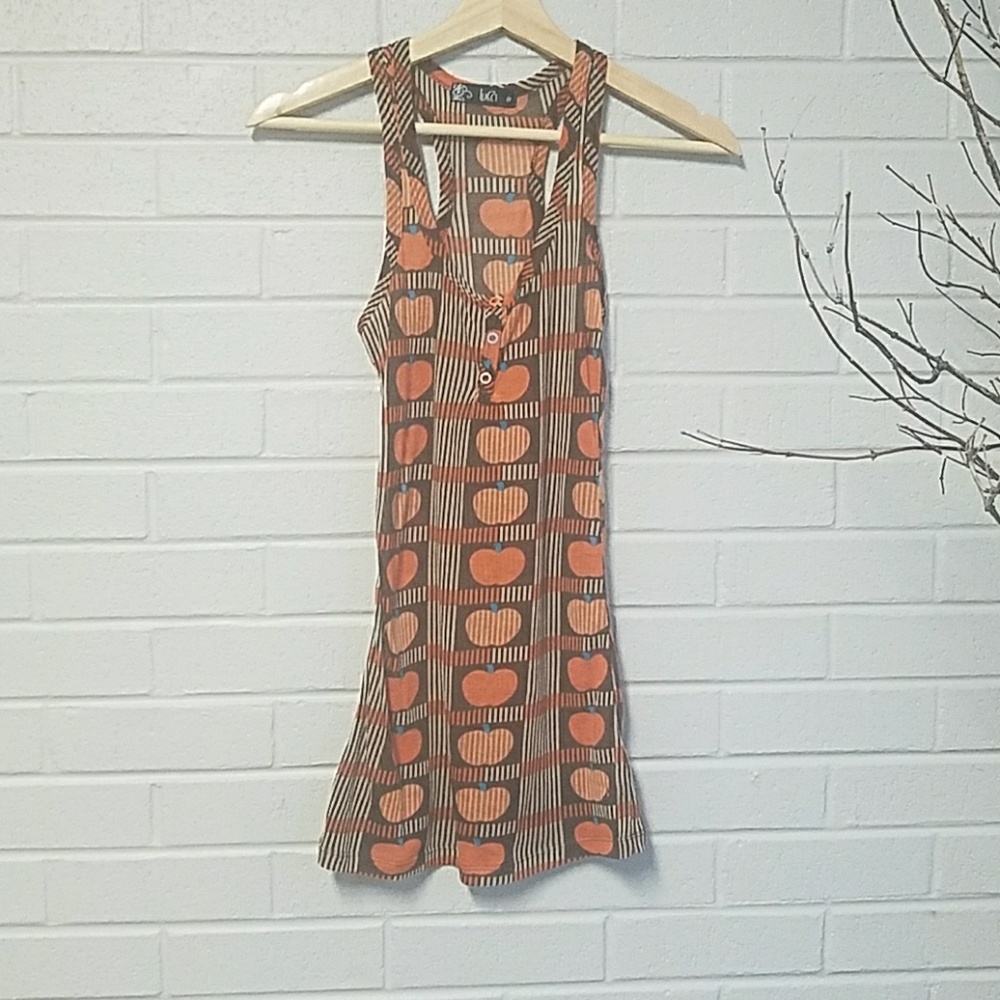Vitage style pumpkin tank top