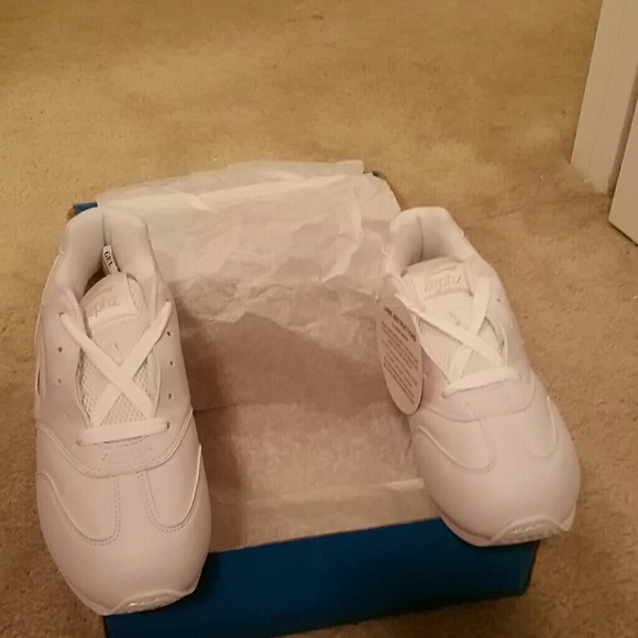 Zephz cheerleading shoes / sneakers - Picture 2 of 3