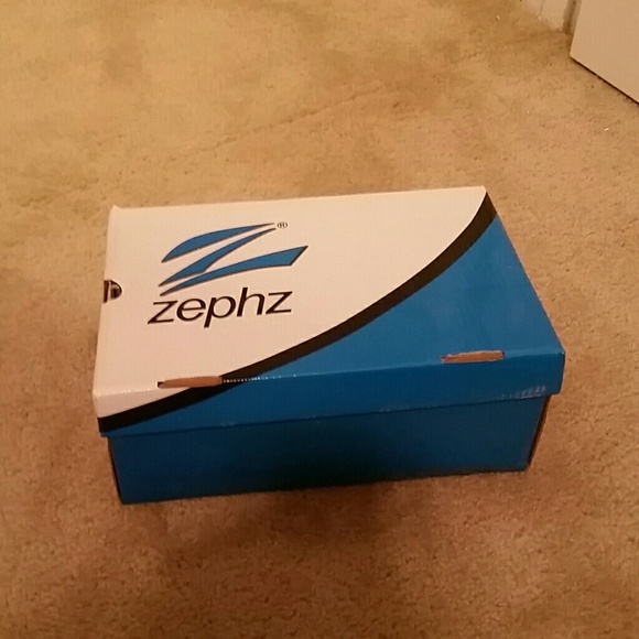 Zephz cheerleading shoes / sneakers - Picture 3 of 3