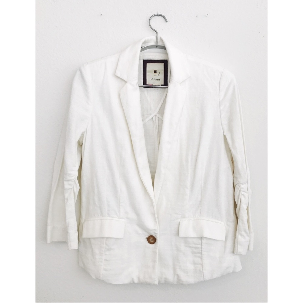 ‼️SOLD‼️Anthropologie relaxed white blazer sweater