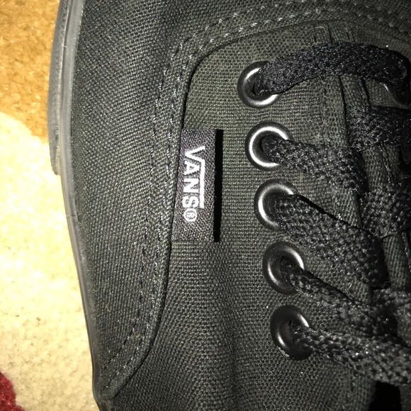 Black vans - Picture 2 of 2