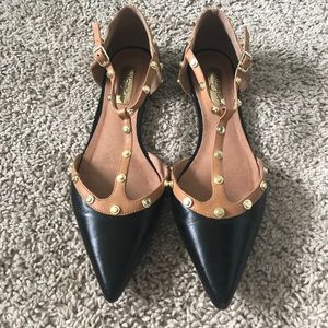 Halogen pointed flats